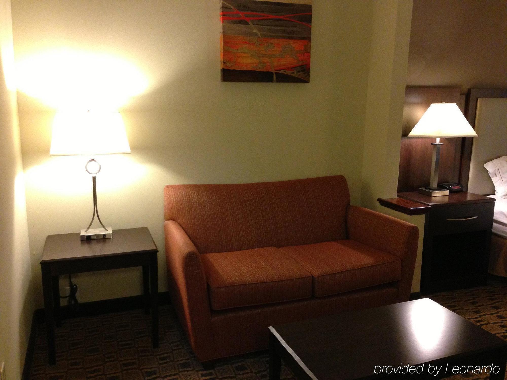 Holiday Inn Express Hotel & Suites Albemarle Exterior photo